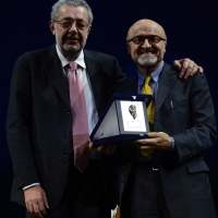 Foto Nicoloro G.  29/11/2015   Ravenna   44° edizione del Premio Guidarello per il Giornalismo d\' Autore organizzato da Confindustria Ravenna. nella foto l\' attore Ivano Marescotti premiato per la sezione audiovisivi dal sindaco di Ravenna Fabrizio Matteucci.