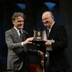 Foto Nicoloro G.   23/11/2019   Ravenna    48° edizione del ' Premio Guidarello per il giornalismo d' autore ' organizzato da Confindustria Romagna. nella foto lo storico ed economista Fiorenzo Landi premiato dal dirigente IntesaSanPaolo Roberto Omenetti, a sinistra.
