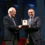 Foto Nicoloro G.   23/11/2019   Ravenna    48° edizione del ' Premio Guidarello per il giornalismo d' autore ' organizzato da Confindustria Romagna. nella foto il giornalista Franco Di Mare premiato dal presidente Fondazione Cassa Risparmio Ravenna Ernesto Giuseppe Alfieri.