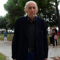 Foto Nicoloro G.  04/09/2014   Riccione ( Rimini )  Ventesima edizione del " Premio giornalistico televisivo Ilaria Alpi " a venti anni dall' uccisione della giornalista di Rai 3 e del suo cameraman avvenuta a Mogadiscio il 20 marzo 1994. nella foto lo storico inviato della Rai Italo Moretti che ha ricevuto il premio alla carriera.