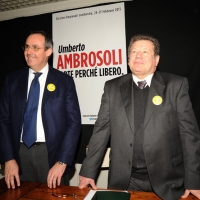 Foto Nicoloro G. 18/01/2013 Milano Presentazione del ” Centro popolare Lombardo con Ambrosoli per la Lombardia “. nella foto Enrico Marcora – Valerio Bettoni 