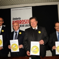 Foto Nicoloro G. 18/01/2013 Milano Presentazione del ” Centro popolare Lombardo con Ambrosoli per la Lombardia “. nella foto Enrico Marcora – Francesco Patitucci – Valerio Bettoni – Franco Spada