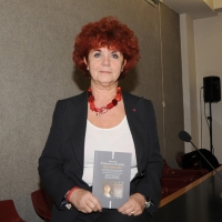 Foto Nicoloro G. 18/01/2011 Milano Presentato alla Casa della Cultura del libro ” Il futuro e’ di tutti ma e’ uno solo ” di Valeria Fedeli, presidente della Federazione Tessile. nella foto Valeria Fedeli