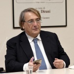 Foto Nicoloro G.   11/12/2021   Ravenna   Presentazione del libro \' Mario Draghi. Il ritorno del Cavaliere bianco \'. nella foto l\' autore Roberto Napoletano, direttore del \' Quotidiano del Sud \'.