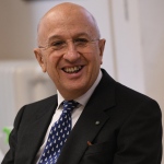 Foto Nicoloro G.   11/12/2021   Ravenna   Presentazione del libro ' Mario Draghi. Il ritorno del Cavaliere bianco '. nella foto il presidente ABI Antonio Patuelli.