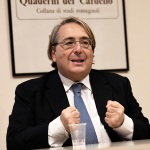 Foto Nicoloro G.   11/12/2021   Ravenna   Presentazione del libro ' Mario Draghi. Il ritorno del Cavaliere bianco '. nella foto l' autore Roberto Napoletano, direttore del ' Quotidiano del Sud '.