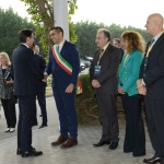 Foto Nicoloro G.   28/10/2019  Ravenna   Presentazione del progetto Iswec (Inertial Sea Energy Converter), organizzato da Eni per produrre energia dal moto ondoso, alla presenza del presidente del Consiglio. In occasione dell’evento sarà anche firmato un importante accordo con Fincantieri, Terna e CDP. nella foto il presidente del Consiglio Giuseppe Conte saluta il sindaco di Ravenna Michele De Pascale.