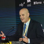 Foto Nicoloro G.   28/10/2019  Ravenna   Presentazione del progetto Iswec (Inertial Sea Energy Converter), organizzato da Eni per produrre energia dal moto ondoso, alla presenza del presidente del Consiglio. In occasione dell’evento sarà anche firmato un importante accordo con Fincantieri, Terna e CDP. nella foto l' a.d. di Eni Claudio Descalzi durante il suo intervento.