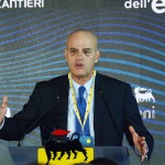 Foto Nicoloro G.   28/10/2019  Ravenna   Presentazione del progetto Iswec (Inertial Sea Energy Converter), organizzato da Eni per produrre energia dal moto ondoso, alla presenza del presidente del Consiglio. In occasione dell’evento sarà anche firmato un importante accordo con Fincantieri, Terna e CDP. nella foto l' a.d. di Eni Claudio Descalzi durante il suo intervento.