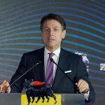 Foto Nicoloro G.   28/10/2019  Ravenna   Presentazione del progetto Iswec (Inertial Sea Energy Converter), organizzato da Eni per produrre energia dal moto ondoso, alla presenza del presidente del Consiglio. In occasione dell’evento sarà anche firmato un importante accordo con Fincantieri, Terna e CDP. nella foto il presidente del Consiglio Giuseppe Conte durante il suo intervento.
