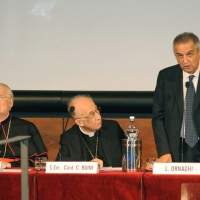 Foto Nicoloro G. 17/10/2011 Milano Presentazione del volume ” Il cambiamento demografico ” a cura del Comitato per il Progetto Culturale della CEI. nella foto Angelo Scola – Camillo Ruini – Lorenzo Ornaghi