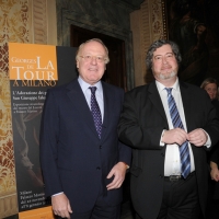 Foto Nicoloro G. 25/11/2011 Milano Direttamente dal museo del Louvre in mostra a palazzo Marino il ” San Giuseppe falegname ” e ” L’ Adorazione dei pastori ” due delle piu’ famose opere del’ artista francese Georges de La Tour, il ” Caravaggio francese “. L’ iniziativa e’ organizzata dall’ ENI con la collaborazione del Comune di Milano. nella foto Paolo Scaroni – Vincent Pomarede