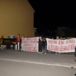 Foto Nicoloro G.   11/10/2022   Ravenna   Presentazione pubblica del progetto del rigassificatore al largo di Ravenna. nella foto manifestanti contrari al rigassificatore.