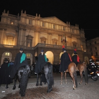 Foto Nicoloro G. 07/12/2011 Milano Apertura della stagione 2011-2012 del teatro alla Scala con il " Don Giovanni " di Mozart. nella foto L'ingresso del Teatro alla Scala