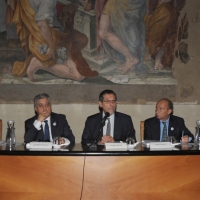 Foto Nicoloro G. 02/10/2012 Bologna Presentazione ufficiale di ” Allattami “, la prima Banca in Italia del latte umano donato. L’ iniziativa, che risponde alla necessità di latte umano per i numerosi neonati prematuri bisognosi, nasce dalla collaborazione tra il Policlinico di S. Orsola e l’ azienda Granarolo con l’ appoggio de Comune di Bologna. nella foto Massimo Annichiarico – Gianpiero Calzolari – Virginio Merola – Sergio Venturi – Giuliano Barigazzi