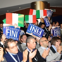 Foto Nicoloro G.  06/11/2010 Bastia Umbra  (Perugia)  Prima Convention di Futuro e Liberta’ – Manifesto per l’ Italia. nella foto Aderenti a Generazione Italia