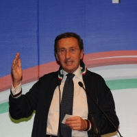 Foto Nicoloro G.  06/11/2010 Bastia Umbra  (Perugia)  Prima Convention di Futuro e Liberta’ – Manifesto per l’ Italia. nella foto Gianfranco Fini