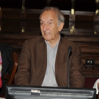 Foto Nicoloro G. 25/05/2012 Padova Nell’ aula magna dell’ Universita’ di Padova la Giuria dei Letterati, presieduta da Massimo Cacciari, ha selezionato la cinquina finalista al 50° Premio Campiello organizzato da Confindustria Veneto. Nel corso della cerimonia e’ stato anche proclamato il vincitore del Premio Campiello Opera Prima. Il vincitore assoluto tra la cinquina selezionata verra’ proclamato da una giuria di 300 lettori il 1 settembre 2012 al teatro La Fenice di Venezia. nella foto Gianluigi Beccaria