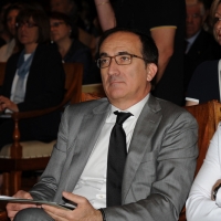 Foto Nicoloro G. 25/05/2012 Padova Nell’ aula magna dell’ Universita’ di Padova la Giuria dei Letterati, presieduta da Massimo Cacciari, ha selezionato la cinquina finalista al 50° Premio Campiello organizzato da Confindustria Veneto. Nel corso della cerimonia e’ stato anche proclamato il vincitore del Premio Campiello Opera Prima. Il vincitore assoluto tra la cinquina selezionata verra’ proclamato da una giuria di 300 lettori il 1 settembre 2012 al teatro La Fenice di Venezia. nella foto Andrea Tomat