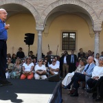 Foto Nicoloro G.   20/09/2026   Ravenna   Nell' ambito delle Celebrazioni per il 705° annuale della morte di Dante Alighieri si e' conclusa la XV edizione del Festival '' Prospettiva Dante ''. nella foto il giornalista e scrittore Aldo Cazzullo che ha intrattenuto con una riflessione sul tema '' Da Dante al Rinascimento ''.