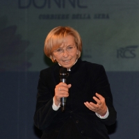 Foto Nicoloro G. 11/11/2013 Milano Incontro e conversazione con il ministro Emma Bonino nell’ ambito dell’ iniziativa ” Il tempo delle donne. Storie, idee, azioni per partecipare al cambiamento “. nella foto Emma Bonino 