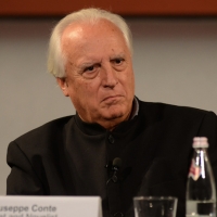 Foto Nicoloro G. 27/10/2013 Rimini Quarantaquattresima edizione delle ” Giornate Internazionali del Centro Pio Manzù ” che ha per tema ” La palma e l’ abete: dialoghi interculturali tra Europa e Mondo Arabo “. nella foto Giuseppe Conte  