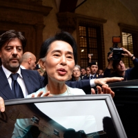 Foto Nicoloro G. 30/10/2013 Bologna Il leader dell’ opposizione birmana Aung San Suu Kyi ospite della città di Bologna per ricevere la cittadinanza onoraria in Comune e la laurea honoris causa in Università. nella foto Aung San Suu Kyi 