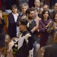 Foto Nicoloro G. 30/10/2013 Bologna Il leader dell’ opposizione birmana Aung San Suu Kyi ospite della città di Bologna per ricevere la cittadinanza onoraria in Comune e la laurea honoris causa in Università. nella foto Aung San Suu Kyi  