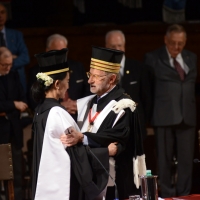 Foto Nicoloro G. 30/10/2013 Bologna Il leader dell’ opposizione birmana Aung San Suu Kyi ospite della città di Bologna per ricevere la cittadinanza onoraria in Comune e la laurea honoris causa in Università. nella foto Aung San Suu Kyi – Ivano Dionigi 
