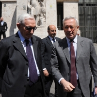 Foto Nicoloro G. 14/05/2012 Milano Si e’ tenuta in Borsa la relazione annuale della Consob alla presenza del Capo dello Stato Giorgio Napolitano. nella foto Giuseppe Guzzetti – Giulio Tremonti