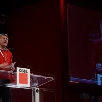 Foto Nicoloro G.  07/05/2014  Rimini     Seconda giornata del 17° Congresso della CGIL. nella foto Maurizio Landini durante il suo accalorato intervento.