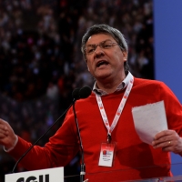 Foto Nicoloro G.  07/05/2014  Rimini     Seconda giornata del 17° Congresso della CGIL. nella foto Maurizio Landini durante il suo accalorato intervento.