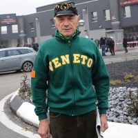Foto Nicoloro G. 04/12/2011 Vicenza Dopo quattro anni si riunisce il Parlamento Padano nella sua sede di villa " La Favorita ". nella foto Simpatizzante leghista
