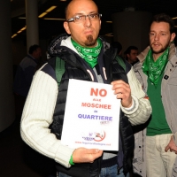 Foto Nicoloro G. 04/12/2011 Vicenza Dopo quattro anni si riunisce il Parlamento Padano nella sua sede di villa " La Favorita ". nella foto Simpatizzante leghista
