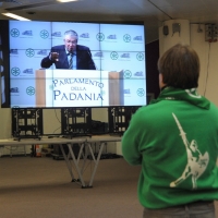 Foto Nicoloro G. 04/12/2011 Vicenza Dopo quattro anni si riunisce il Parlamento Padano nella sua sede di villa " La Favorita ". nella foto L'intervento di Umberto Bossi