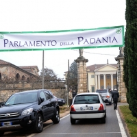 Foto Nicoloro G. 04/12/2011 Vicenza Dopo quattro anni si riunisce il Parlamento Padano nella sua sede di villa " La Favorita ". nella foto L'ingresso di villa "La Favorita"