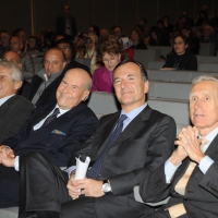 Foto Nicoloro G. 18/11/2010, Milano, Seconda edizione della conferenza internazionale " Science for Peace " organizzata dalla " Fondazione Veronesi ". In questa prima giornata il tema e' " La Scienza come linguaggio universale di Pace ". nella foto Alberto Martinelli – Umberto Veronesi – Franco Frattini – Giancarlo Aragona
