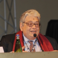 Foto Nicoloro G. 19/11/2010 Milano, Seconda edizione della conferenza internazionale " Science for Peace " organizzata dalla " Fondazione Veronesi ". In questa seconda giornata il tema e' " Strategie e modelli per un processo di Pace ". nella foto Stefano Silvestri