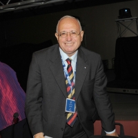 Foto Nicoloro G. 19/11/2010 Milano, Seconda edizione della conferenza internazionale " Science for Peace " organizzata dalla " Fondazione Veronesi ". In questa seconda giornata il tema e' " Strategie e modelli per un processo di Pace ". nella foto Fabio Mini