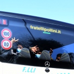 Foto Nicoloro G.   14/06/2025   Ravenna   E' approdata nel porto di Ravenna la nave ong Solidaire con a bordo 76 migranti tutti uomini di cui 14 minori non accompagnati. I paesi di provenienza sono per la maggior parte Bangladesh, Marocco e Egitto. A questi si aggiungono migranti provenienti da Siria, Eritrea, Etiopia, Yemen e Libia. nella foto i migranti vengono portati in autobus in una struttura dove saranno sottoposti ad accurate visite mediche e all' identificazione da parte della Polizia di Stato.