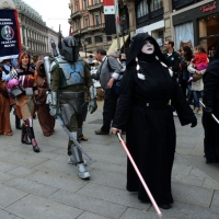 Foto Nicoloro G.   03/05/2015  Milano   Si è svolto lo \" Star Wars Day \" che ha richiamato una moltitudine di appassionati della saga cinematografica di fantascienza di Star Wars. nella foto lungo il corteo della parata che ha attraversato il centro della città.