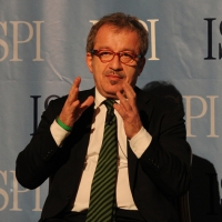 Foto Nicoloro G. 30/10/2012 Milano Tavola rotonda nella sede dell’ ISPI sul tema ” L’ Italia e la politica internazionale. Nuove responsabilità o rischio di marginalizzazione ? “. nella foto Roberto Maroni