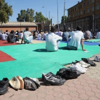 Foto Nicoloro G.  10/09/2010  Milano Primo venerdì di preghiera per la comunità islamica dopo la fine del Ramadan. nella foto Le calzature che è obbligatorio togliere prima di calpestare il tappeto della preghiera