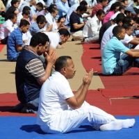 Foto Nicoloro G.  10/09/2010  Milano Primo venerdì di preghiera per la comunità islamica dopo la fine del Ramadan. nella foto Membri della comunità in preghiera