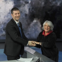 Foto Nicoloro G. 01/01/2012 Milano Trasmissione televisiva su Rai3 " Che tempo che fa " condotta da Fabio Fazio e interamente dedicata al ricordo dello scalatore ed esploratore Walter Bonatti. nella foto Fabio Fazio – Rossana Podestà