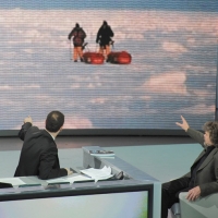 Foto Nicoloro G. 01/01/2012 Milano Trasmissione televisiva su Rai3 " Che tempo che fa " condotta da Fabio Fazio e interamente dedicata al ricordo dello scalatore ed esploratore Walter Bonatti. nella foto Fabio Fazio – Reinhold Messner