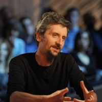 Foto Nicoloro G. 04/03/2011 Milano Trasmissione televisiva su La7 " Invasioni barbariche " condotta da Daria Bignardi. nella foto Ascanio Celestini