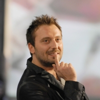 Foto Nicoloro G. 10/12/2010 Milano, Puntata della trasmissione " Invasioni barbariche "  su La7 e condotta da Daria Bignardi. nella foto Cesare Cremonini