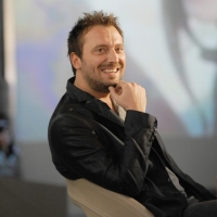 Foto Nicoloro G. 10/12/2010 Milano, Puntata della trasmissione " Invasioni barbariche "  su La7 e condotta da Daria Bignardi. nella foto Cesare Cremonini