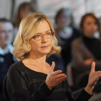 Foto Nicoloro G. 11/02/2011 Milano Trasmissione televisiva su La7 " Invasioni barbariche " condotta da Daria Bignardi. nella foto Cristina Comencini